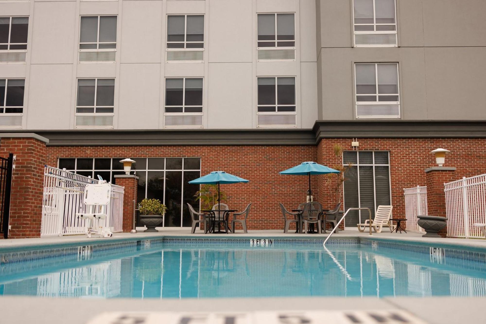 Holiday Inn Winter Haven, an IHG Hotel Buitenkant foto